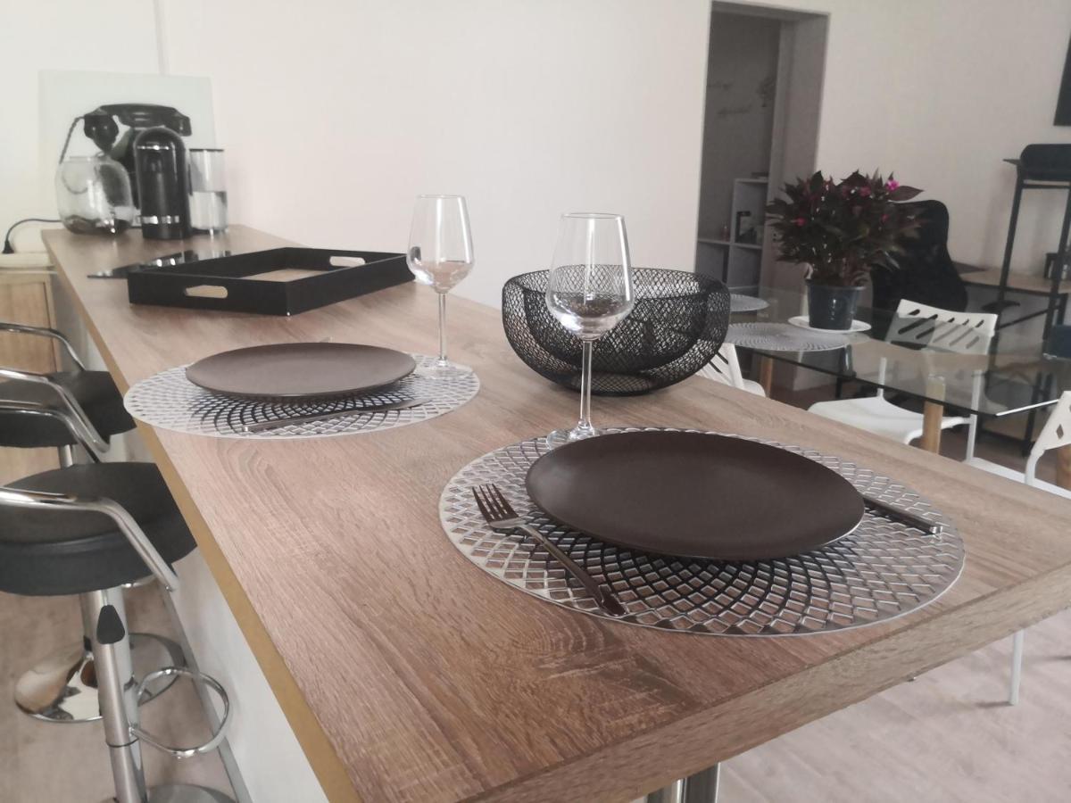 Chez Alex Et Sophie Villa Louzac-Saint-Andre Екстериор снимка