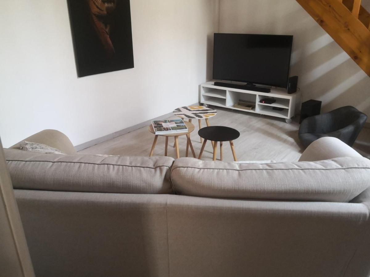Chez Alex Et Sophie Villa Louzac-Saint-Andre Екстериор снимка