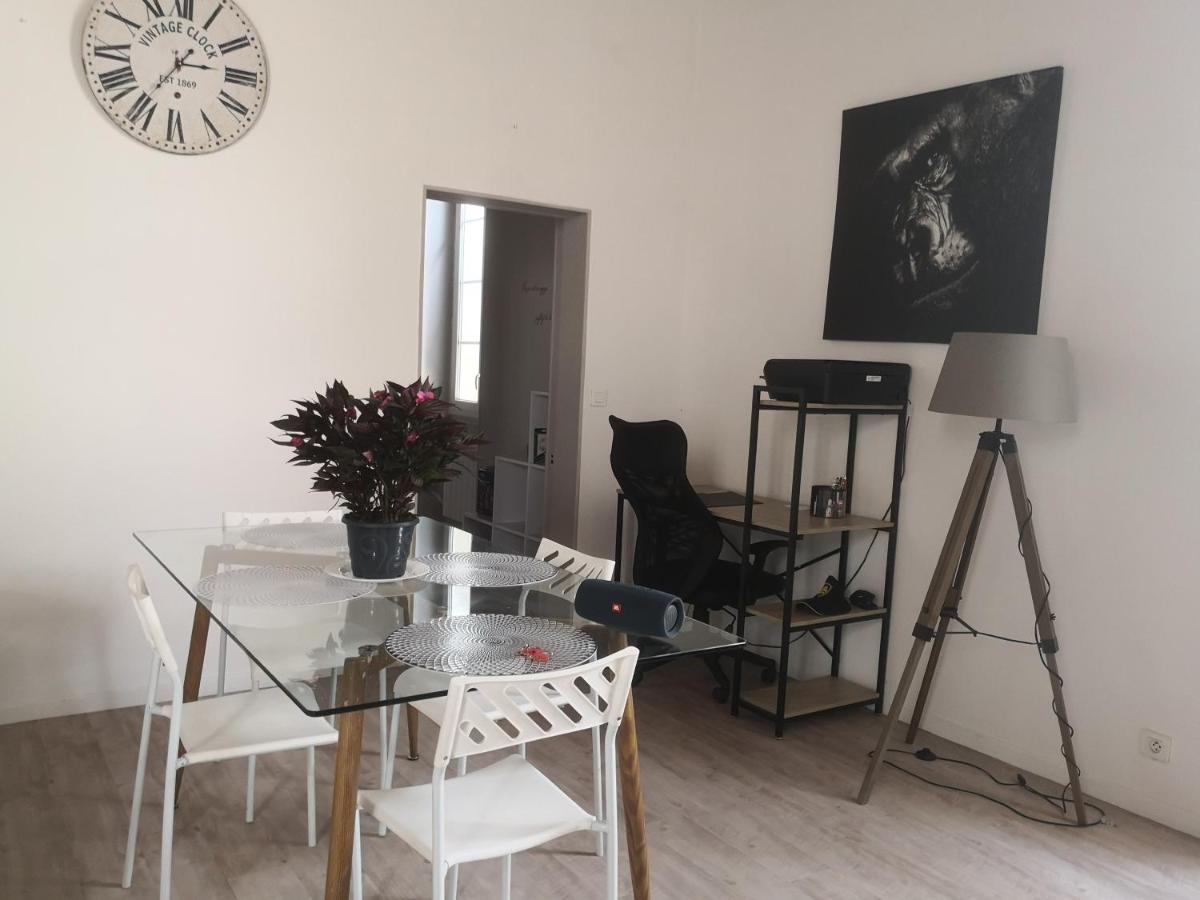 Chez Alex Et Sophie Villa Louzac-Saint-Andre Екстериор снимка